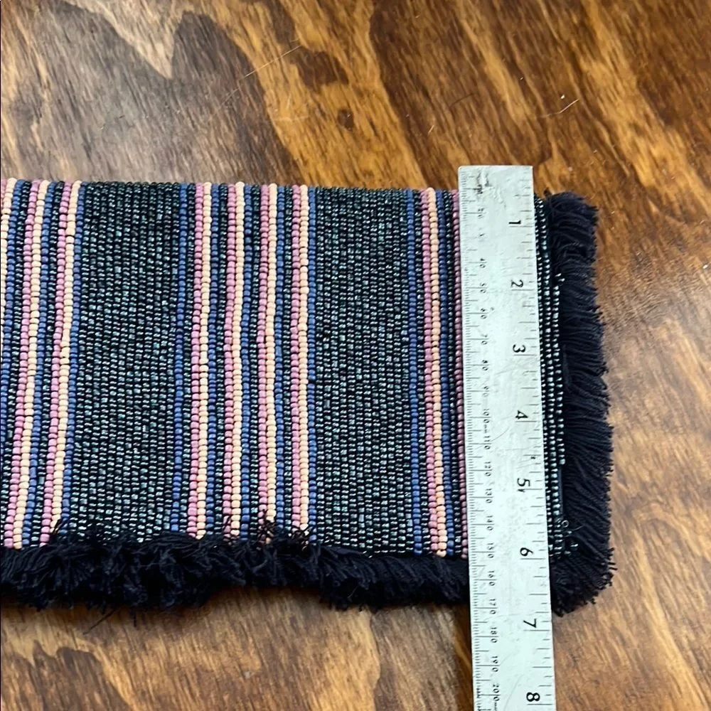 N/A stylish clutch